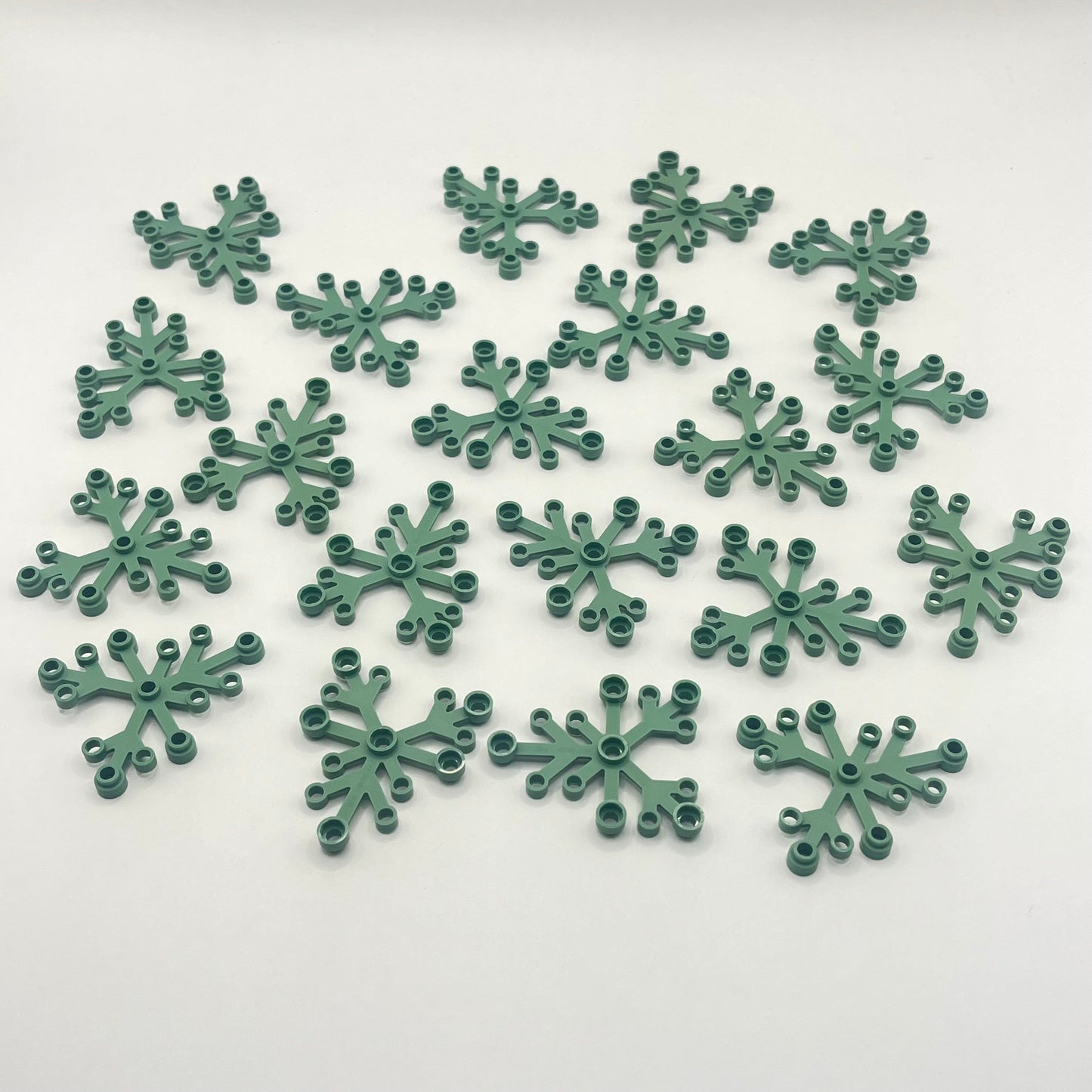 LEGO Plant Leaves 6x5, Sand Green, 20 Pieces (2417)