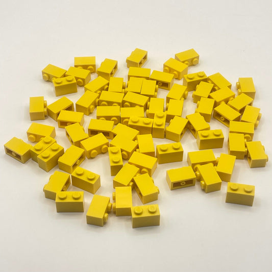 LEGO Yellow Bricks, 1x2, 70 Pieces