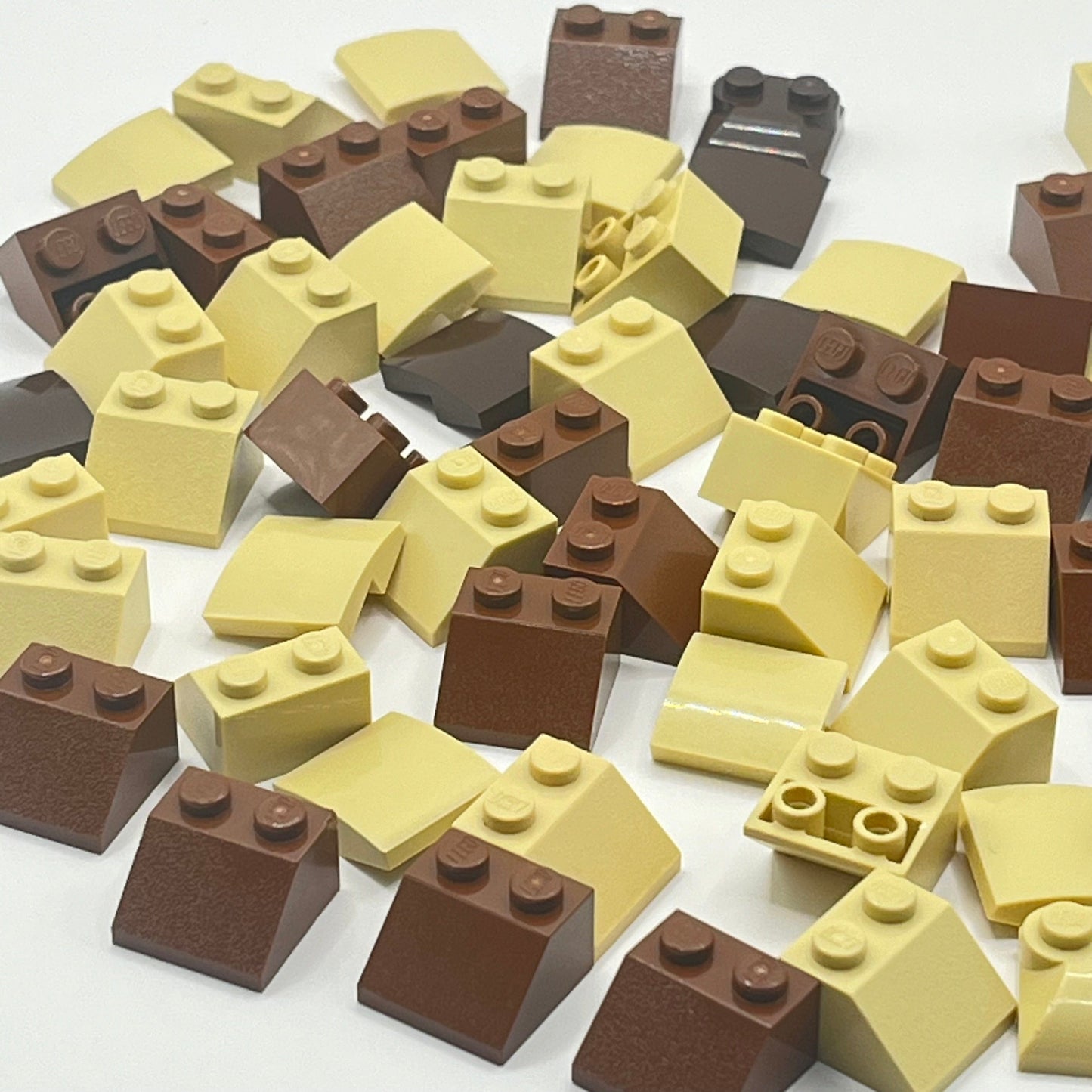 LEGO 2x2 Slopes, Mixed Brown, Approx. 70 Pieces