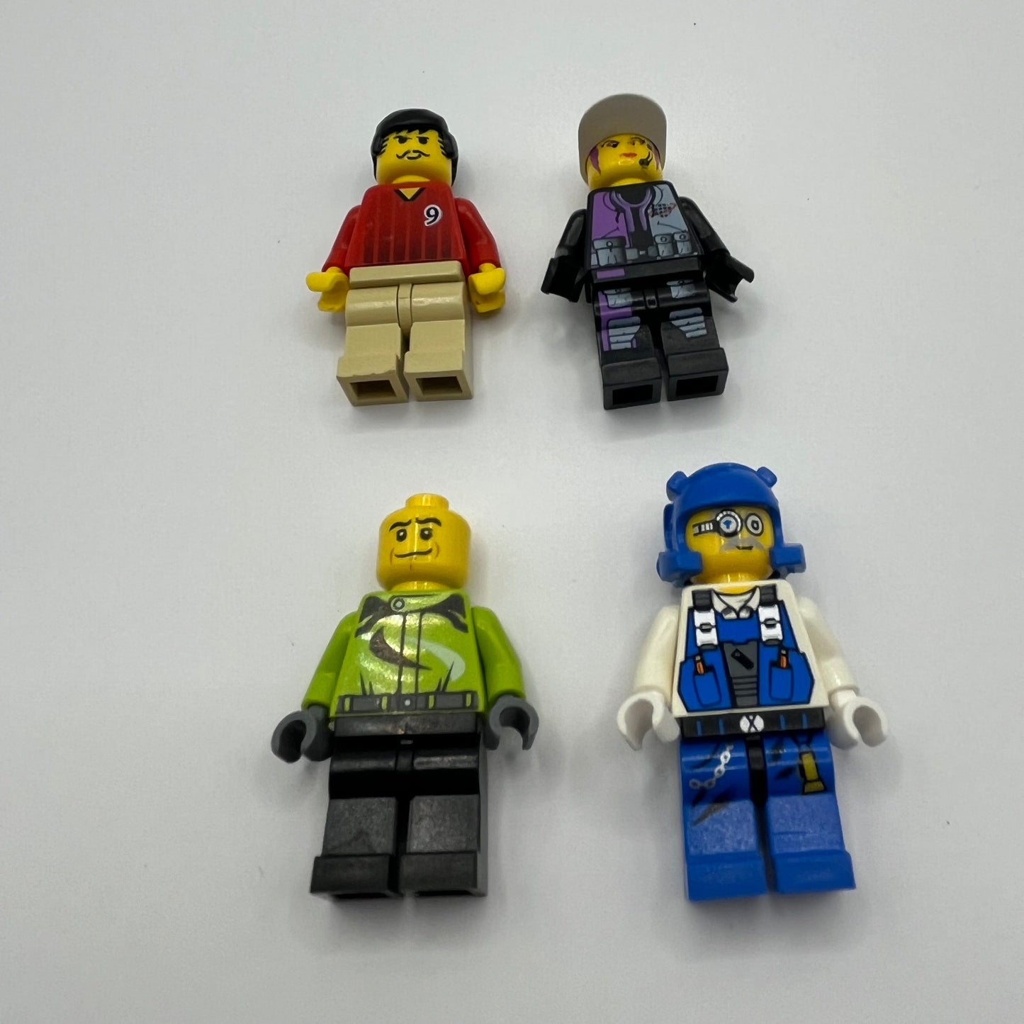 LEGO Miscellaneous Minifigures Variety Pack of 4 (Fair condition)