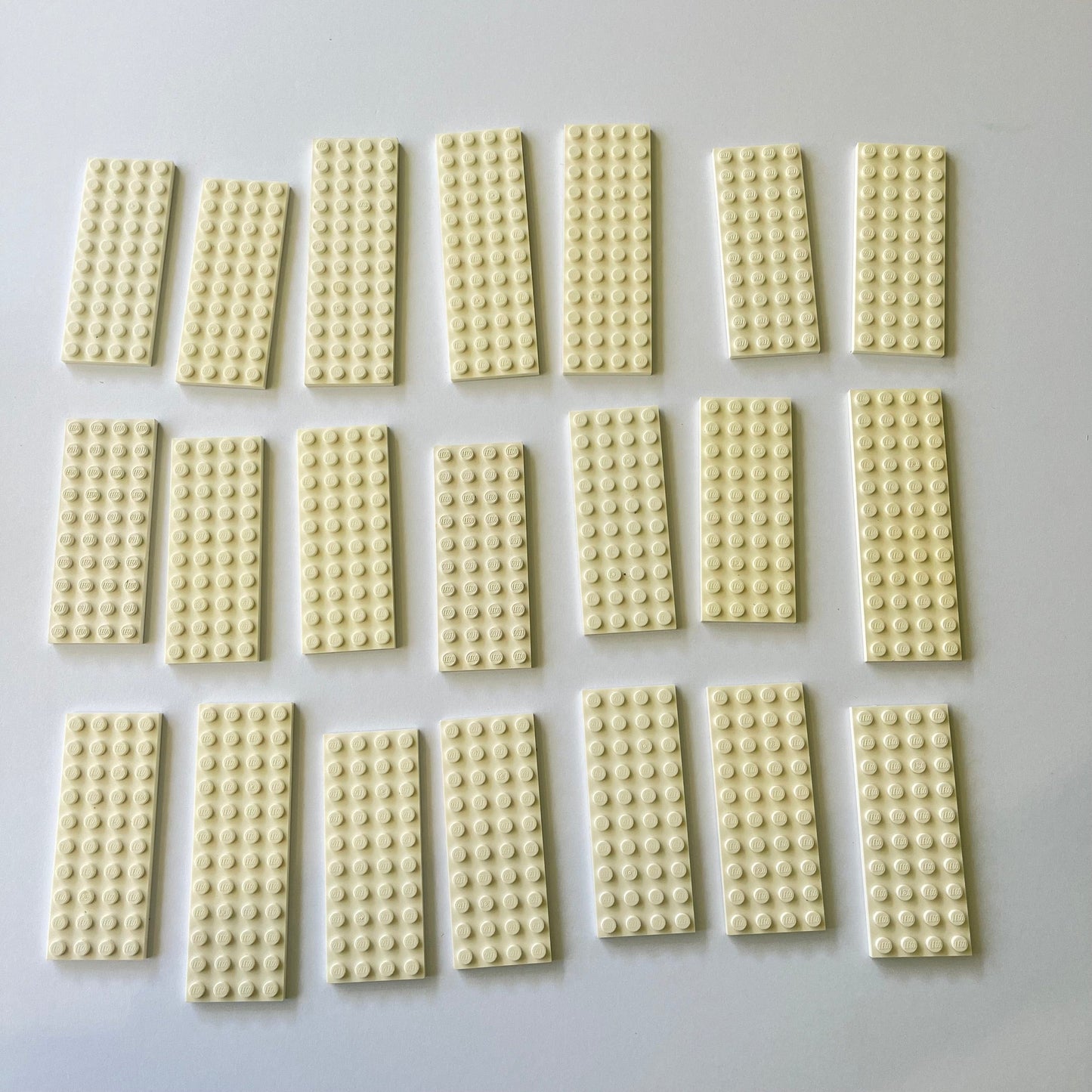 LEGO 4x10 and 4x12 Plates, White, 21 Pieces