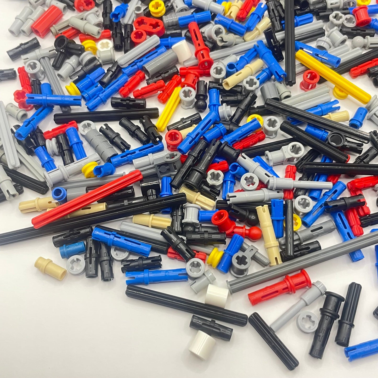 LEGO Technic Pins Approx. 200g