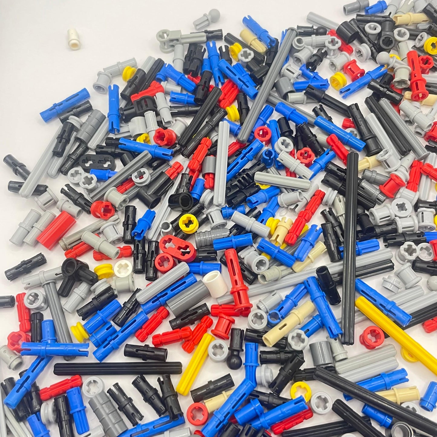 LEGO Technic Pins Approx. 200g