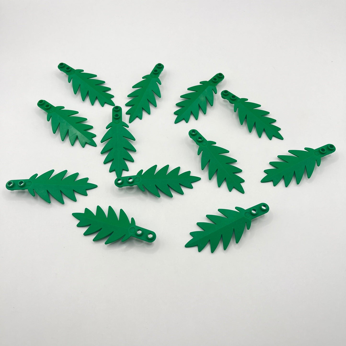 LEGO Palm Leaf Small 3 x 8, Green 12 Pieces, Plant