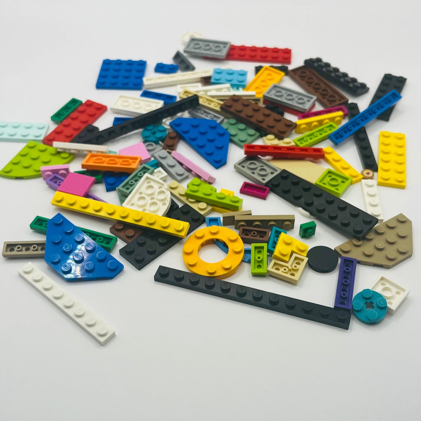 LEGO Plates and Tiles, Mixed Colours, Mixed Bag, Approx 90g Greebling