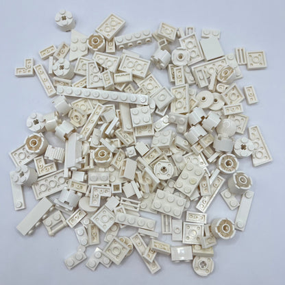 LEGO White Mixed Bricks, Approx. 100g