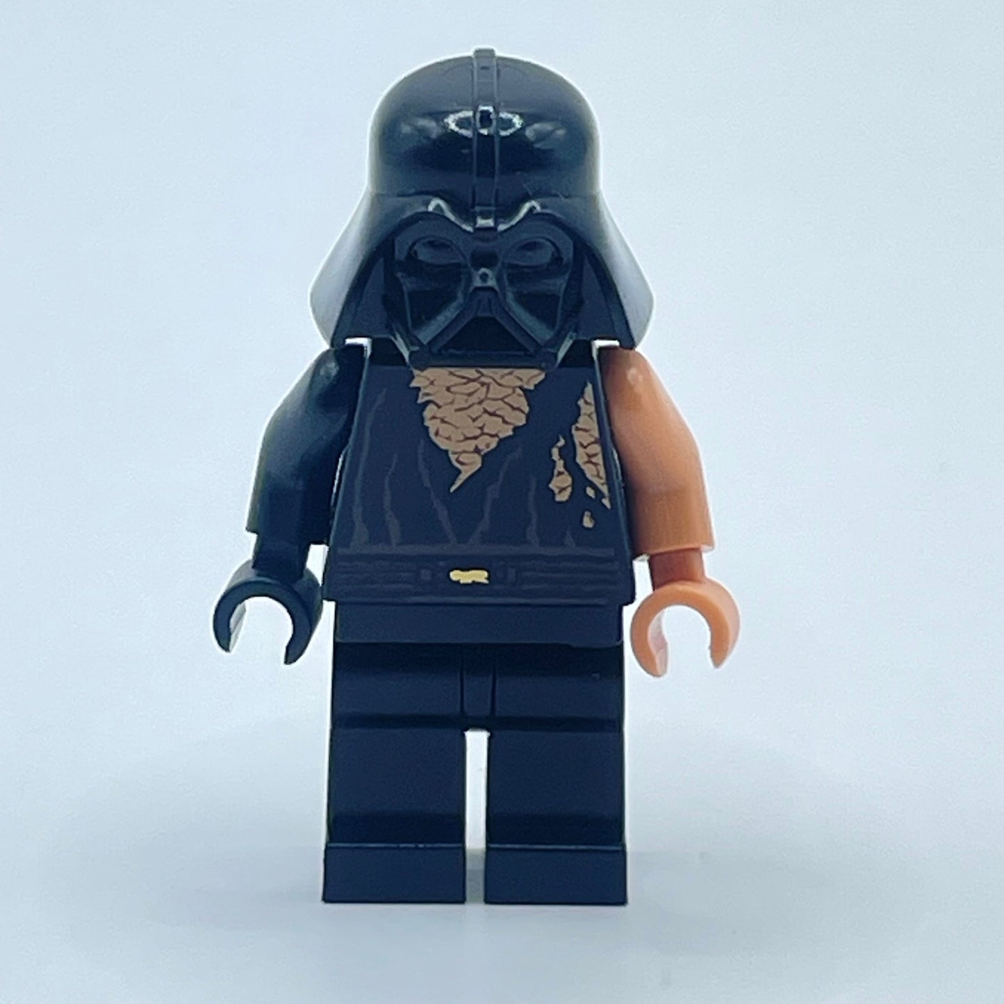 LEGO Anakin Skywalker - Battle Damaged with Darth Vader Helmet, Star Wars Minifigure (sw0283)