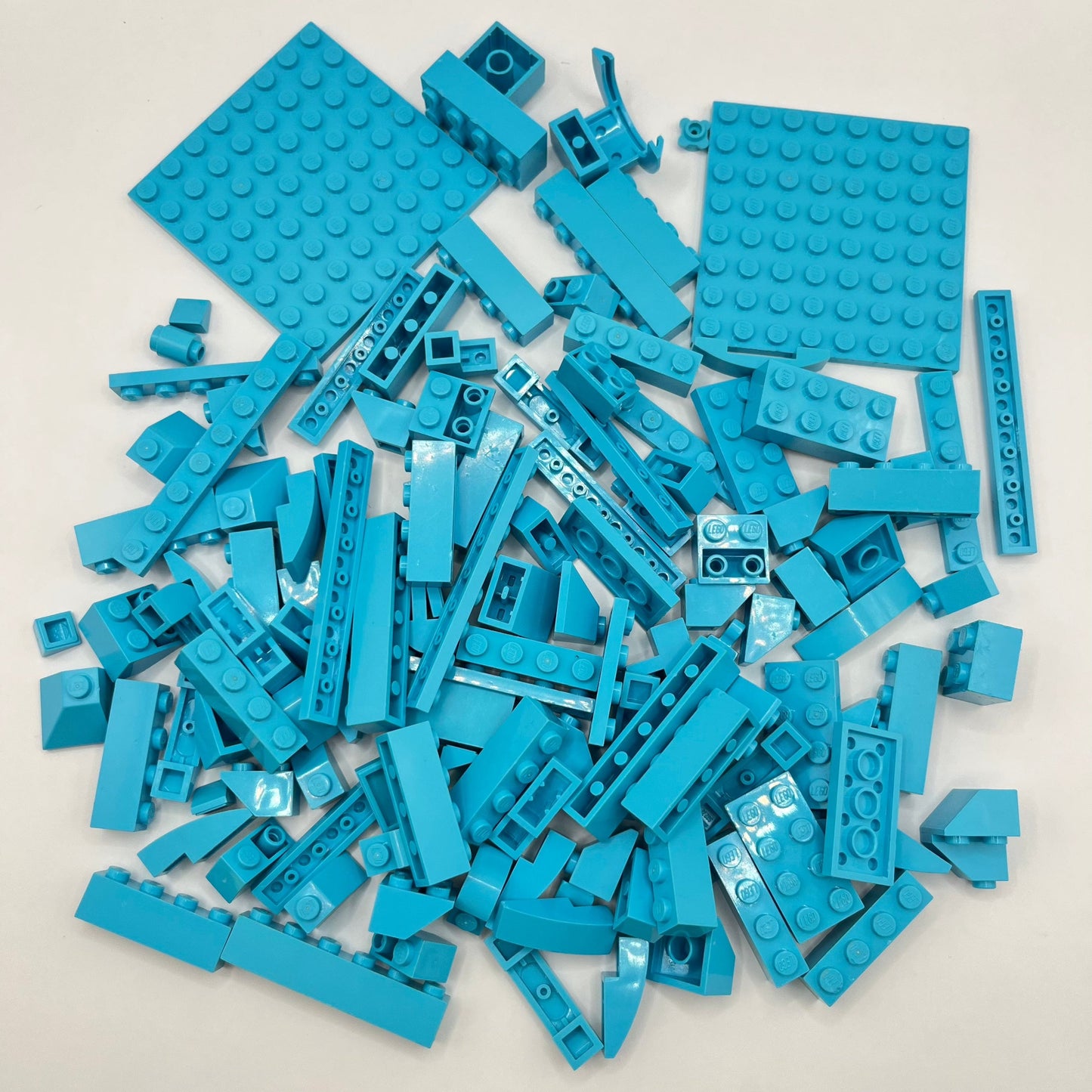 LEGO Medium Azure, Mixed Pieces, Approx. 140g