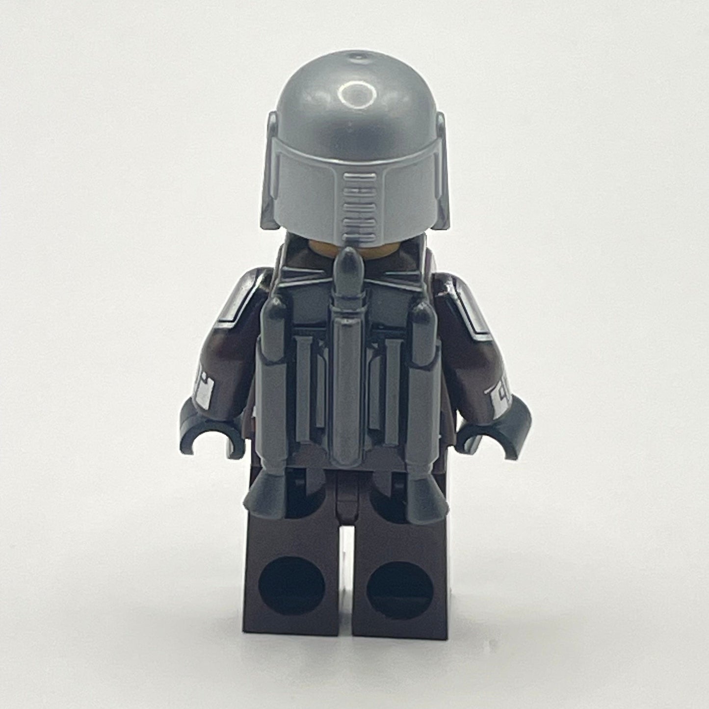 LEGO The Mandalorian / Dim Djarin / 'Mando' - Silver Beskar Armor, Jet Pack, Star Wars Minifigure (sw1258)