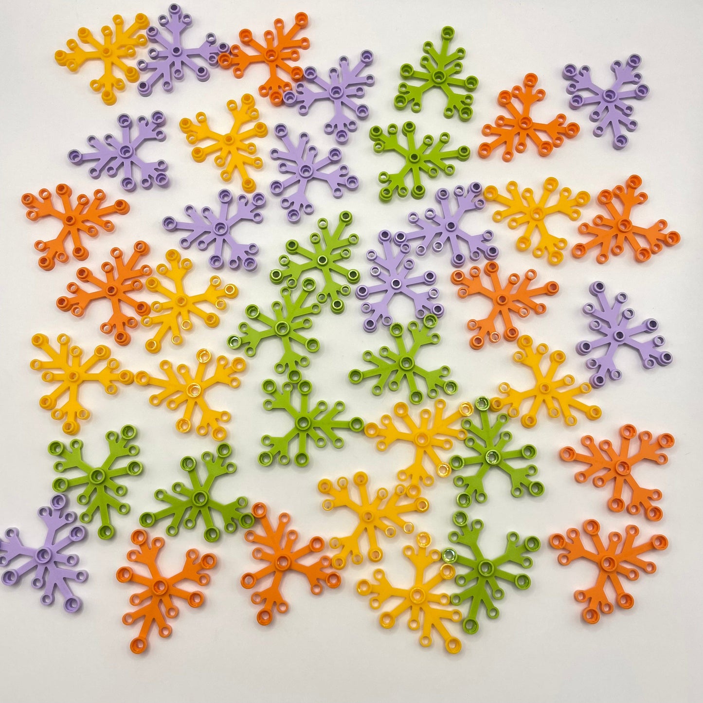 LEGO Plant Leaves 6x5, Mixed Colours, 40 Pieces (2417)