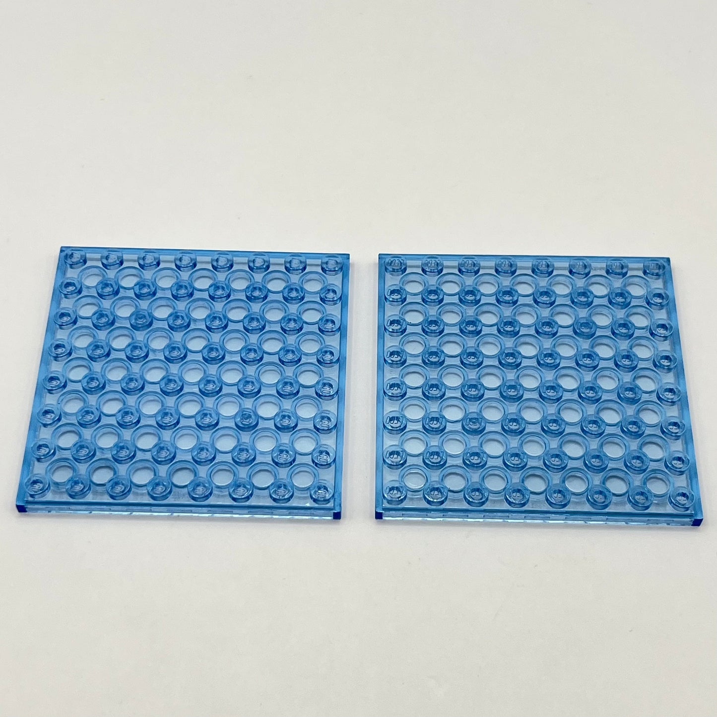 LEGO Transparent Medium Blue, 8 x 8 Plates, 2 Pieces