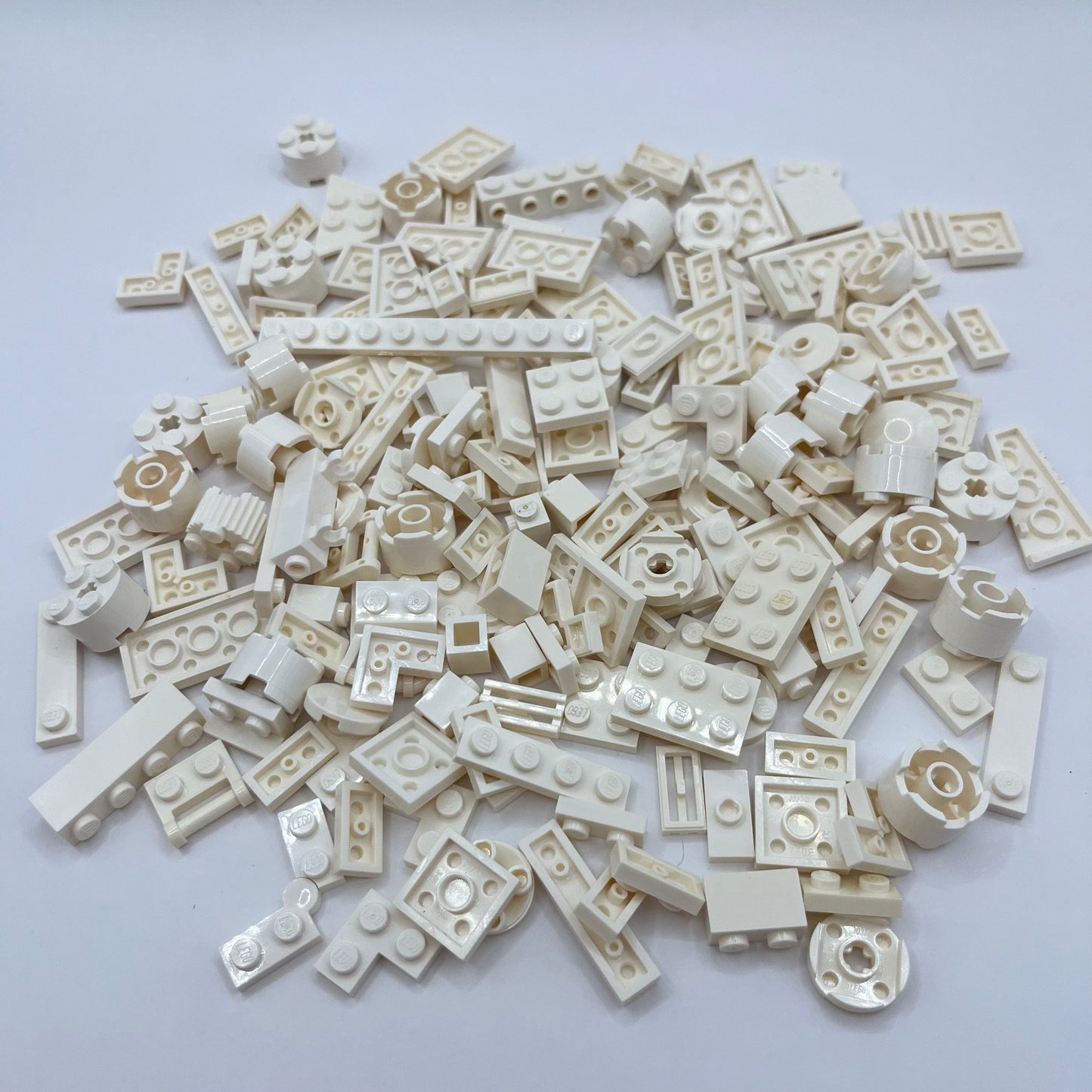 LEGO White Mixed Bricks, Approx. 100g