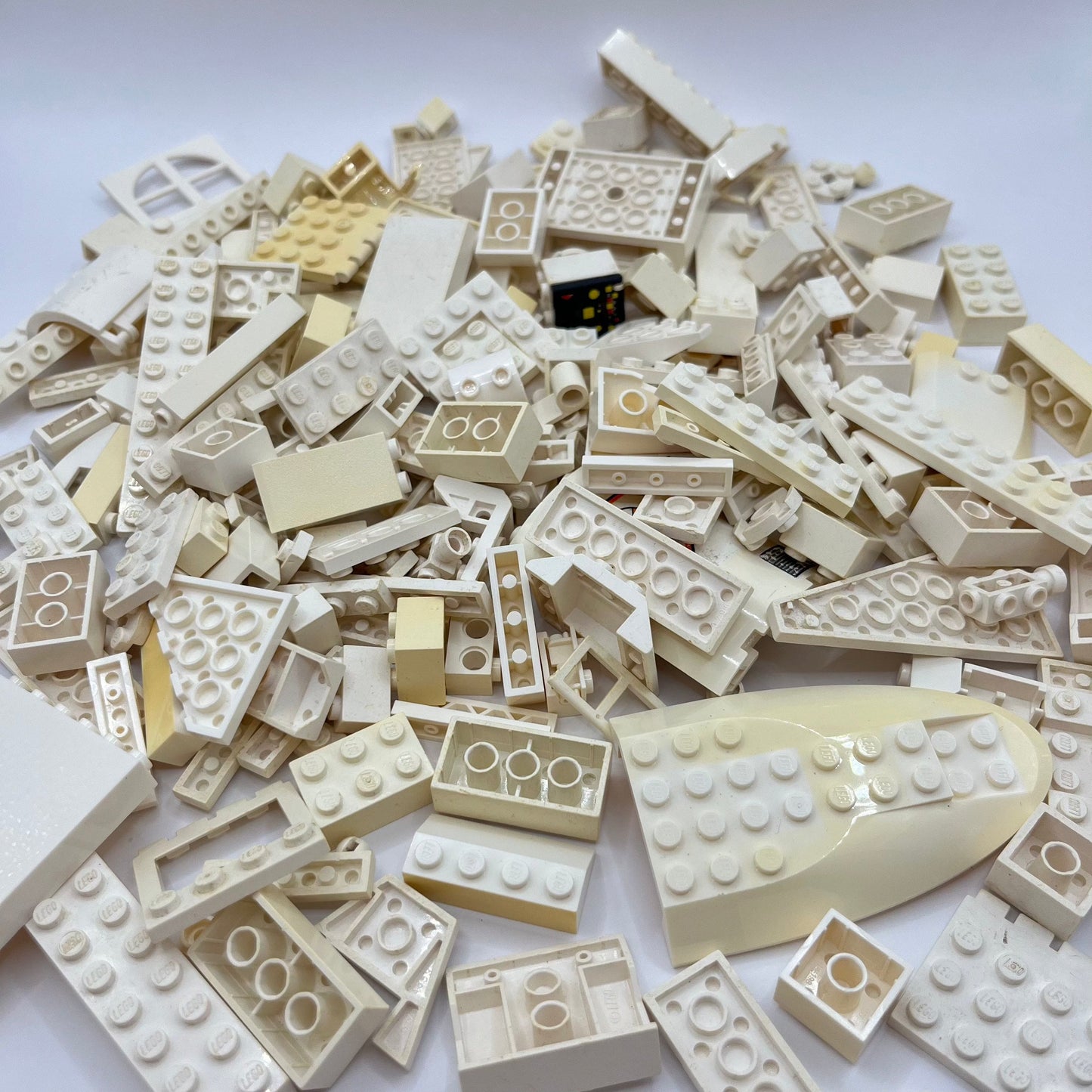 LEGO Seconds Bulk, White, Approx. 300g Scratches, Colour Faded, Genuine LEGO