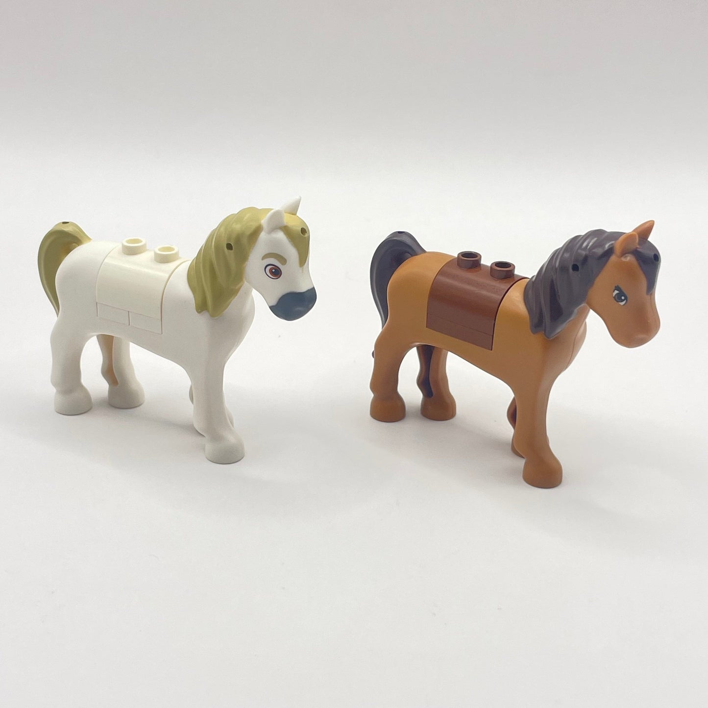 LEGO Friends White and Brown Horses, 2 Pieces