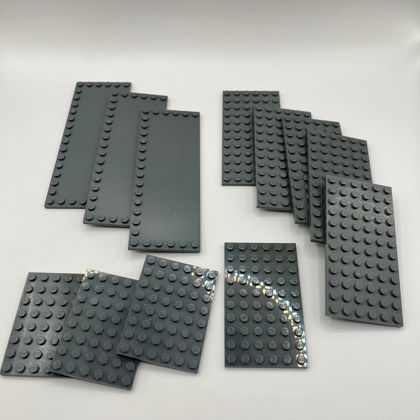 LEGO Dark Bluish Grey, 6x Plates, 12 Pieces