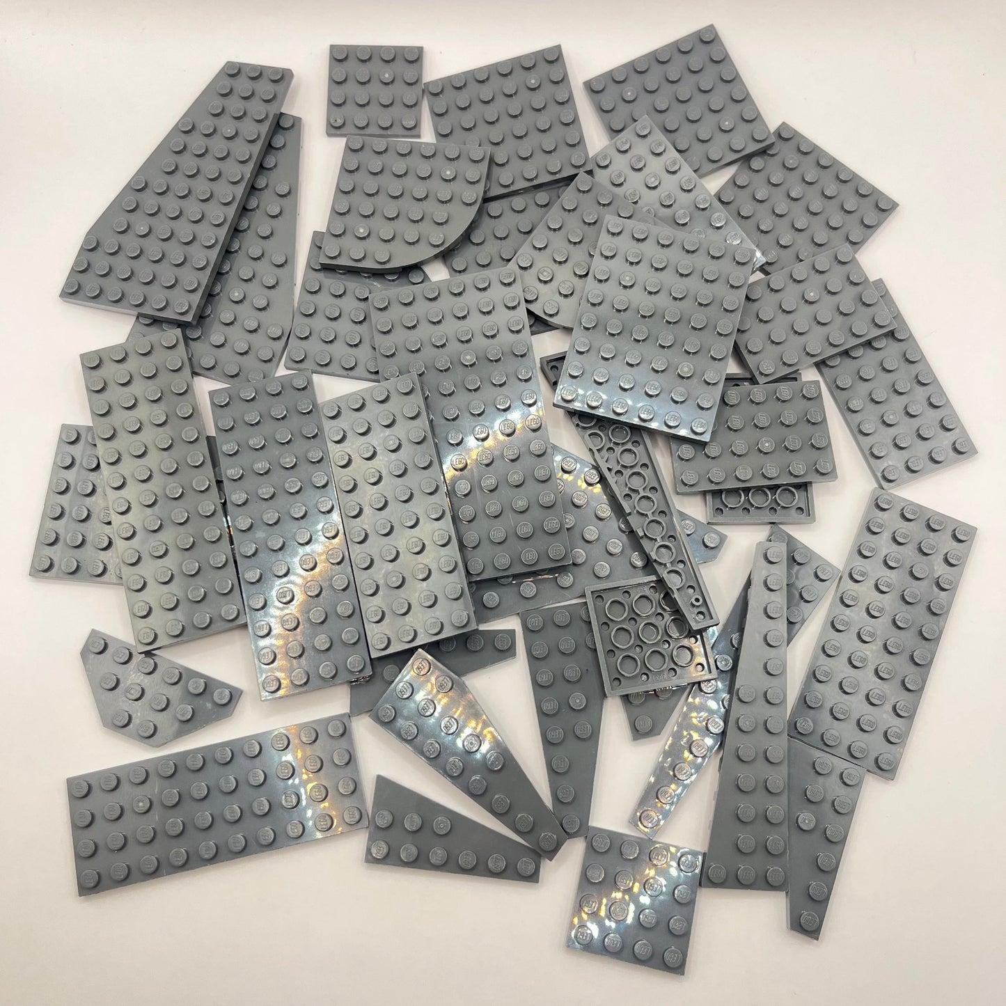 LEGO Dark Bluish Grey, Medium Plates, Approx. 150g