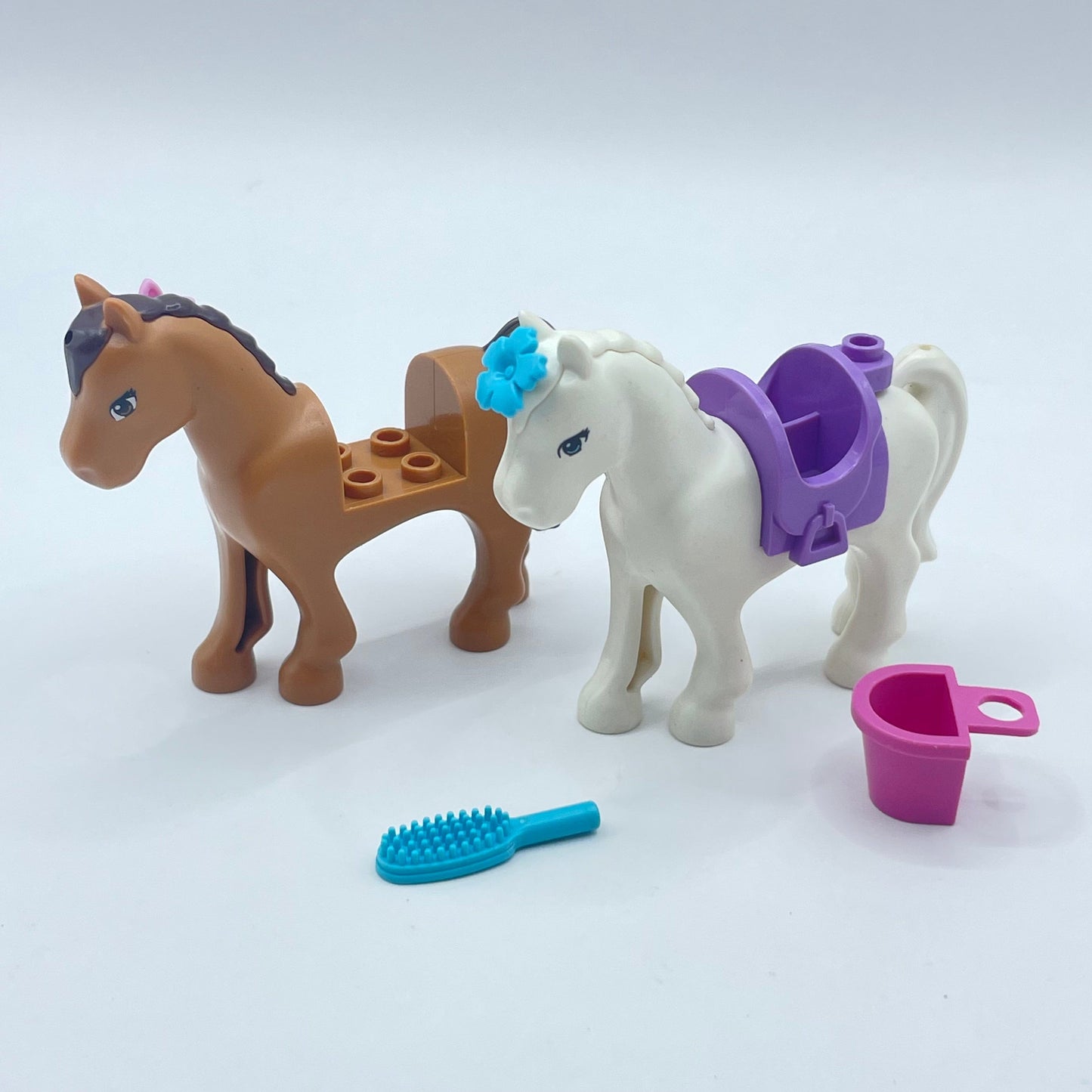 LEGO Horse Friends with Saddles, Baskets and Comb, 7 Pieces