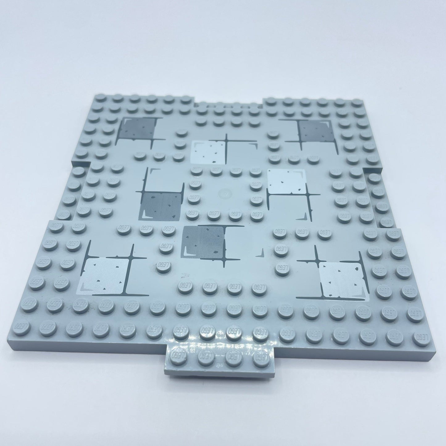 LEGO Modified Plate, Decorated Light Bluish Grey, 16x16, 15623 (1 Piece)