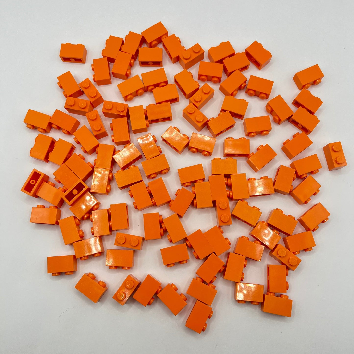 LEGO Orange Bricks, 1x2, 100 Pieces