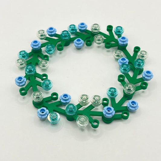 LEGO Mini Christmas Wreath Bundle, Blue and White, 46 Pieces