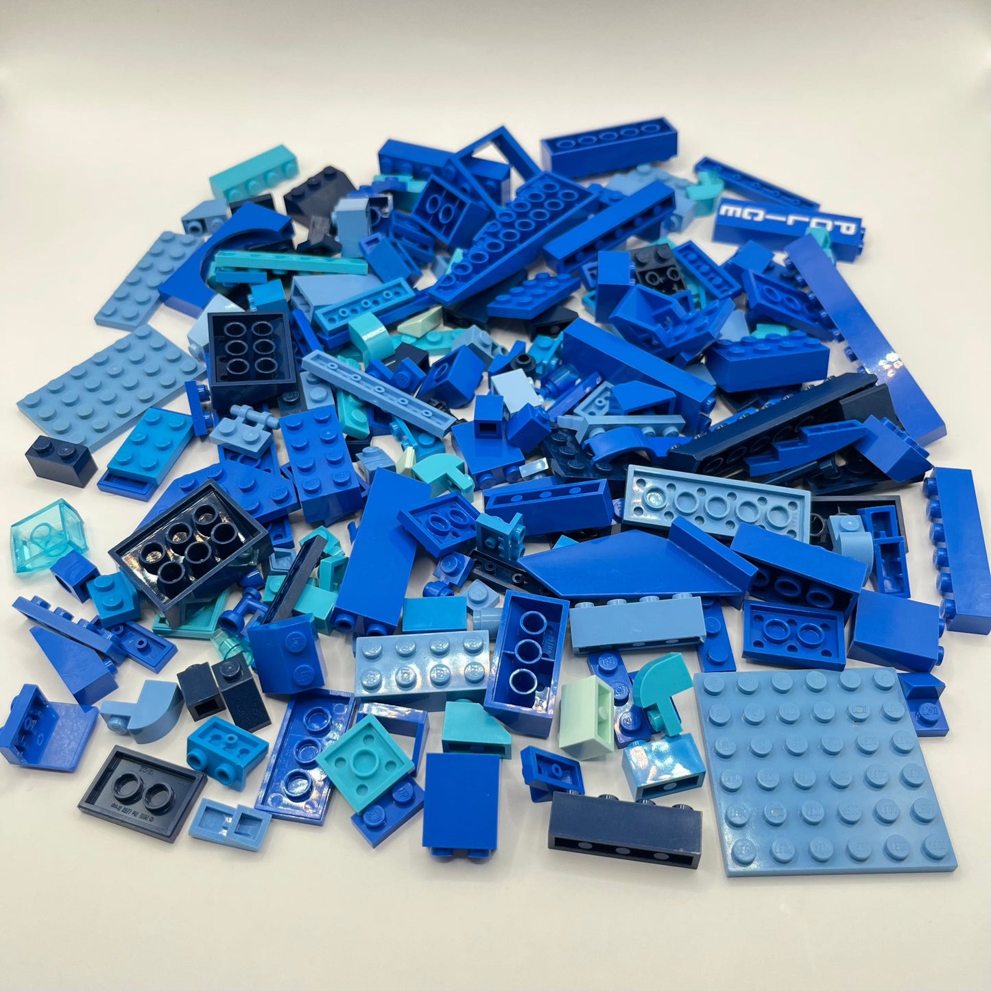 LEGO Mixed Blues, Mixed Pieces, Approx. 200g