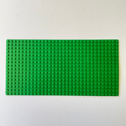 LEGO Baseplate, Green, 32x16, 1 Piece (2748)