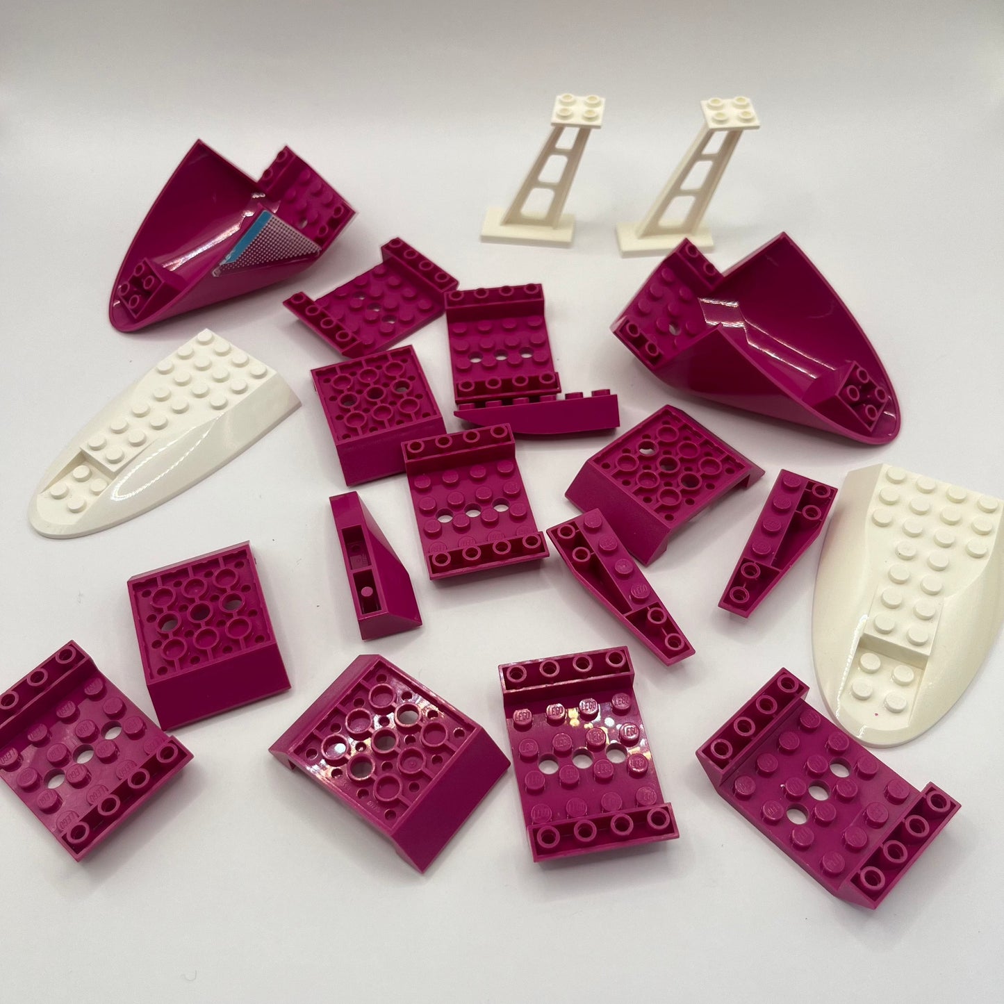 LEGO White and Pink Airplane Pieces, Approx. 100g