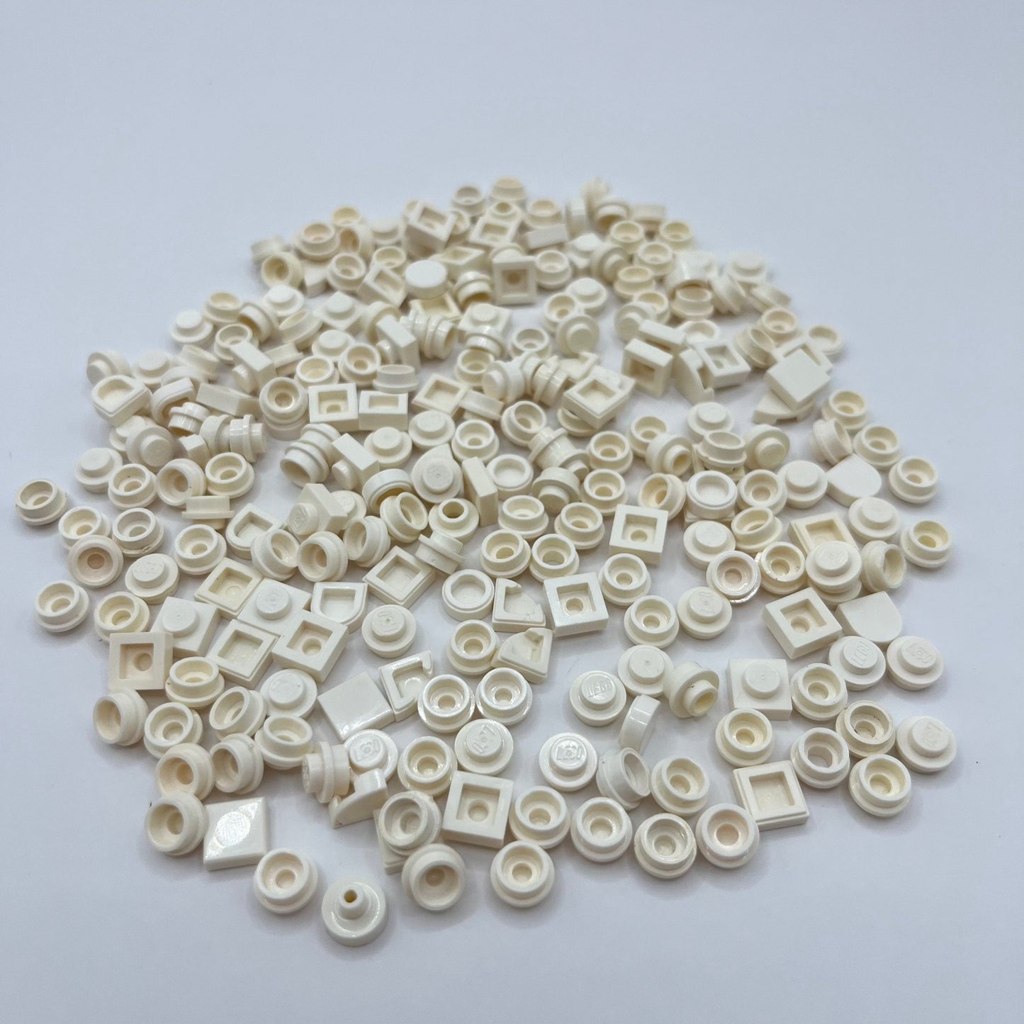 LEGO 1x1 Mixed Plates, White, 240 Pieces